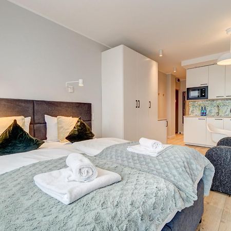 Apartament Z Widokiem Na Port - Visitopl Świnoujście Exteriör bild
