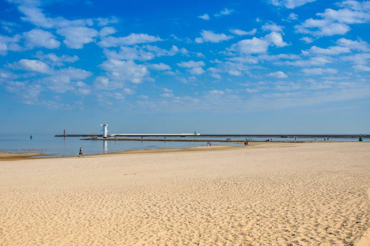 Apartament Z Widokiem Na Port - Visitopl Świnoujście Exteriör bild